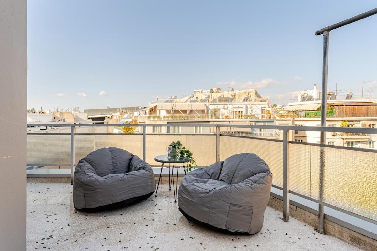 Lovely Apt W/Heated Jacuzzi &Full Acropolis View Athens Exterior photo