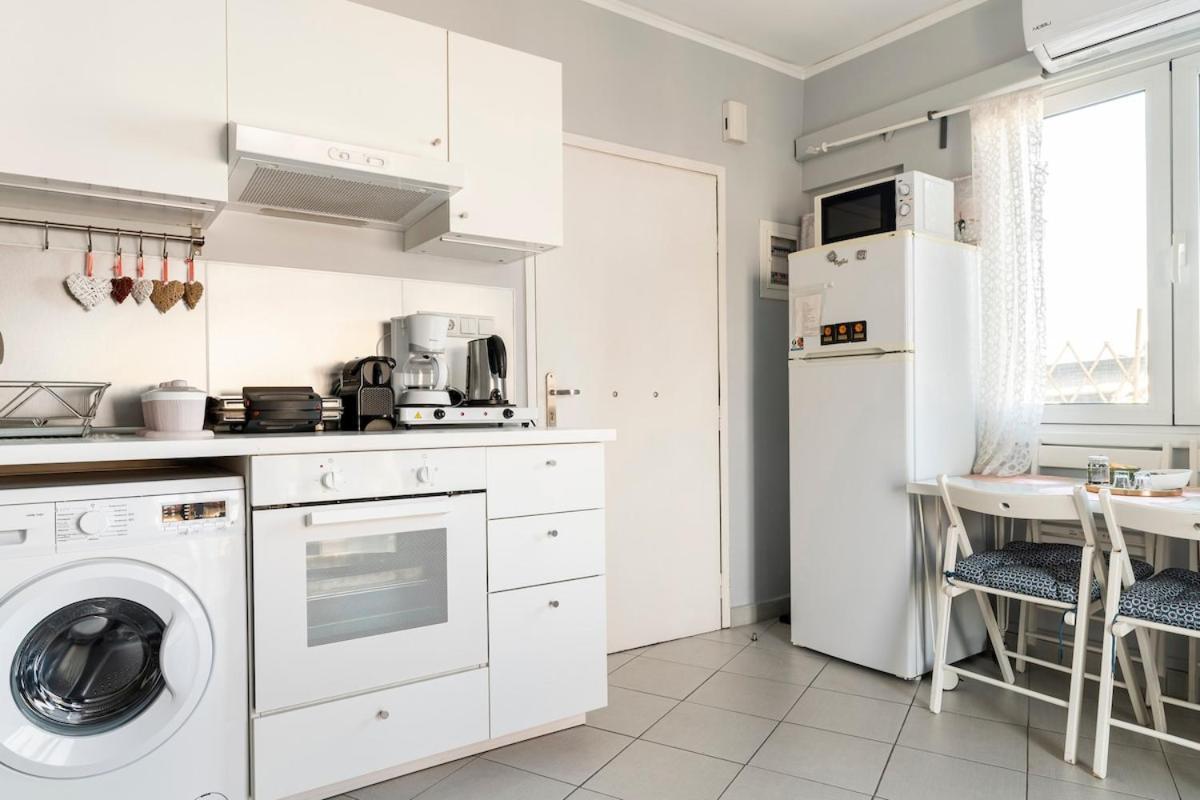 Lovely Apt W/Heated Jacuzzi &Full Acropolis View Athens Exterior photo