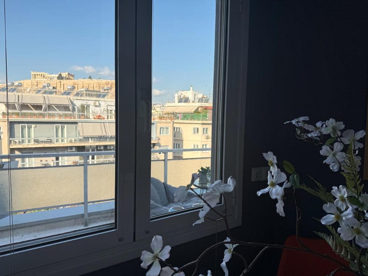 Lovely Apt W/Heated Jacuzzi &Full Acropolis View Athens Exterior photo